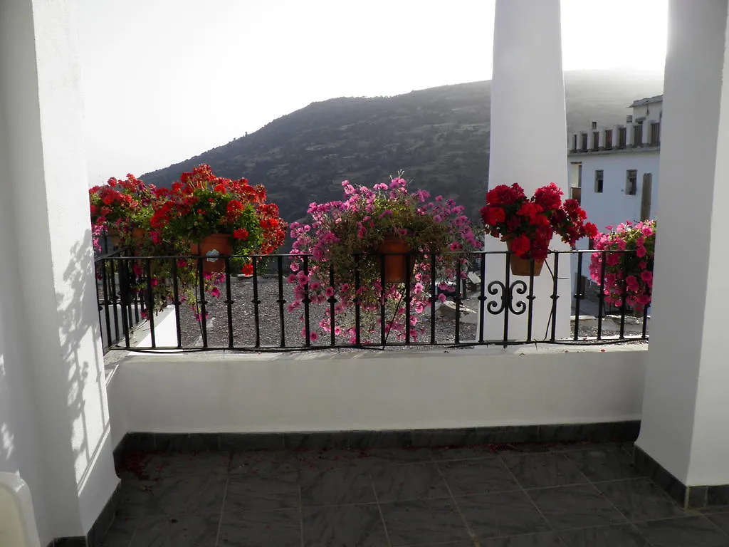 Apartamentos Casalpujarra Bubion